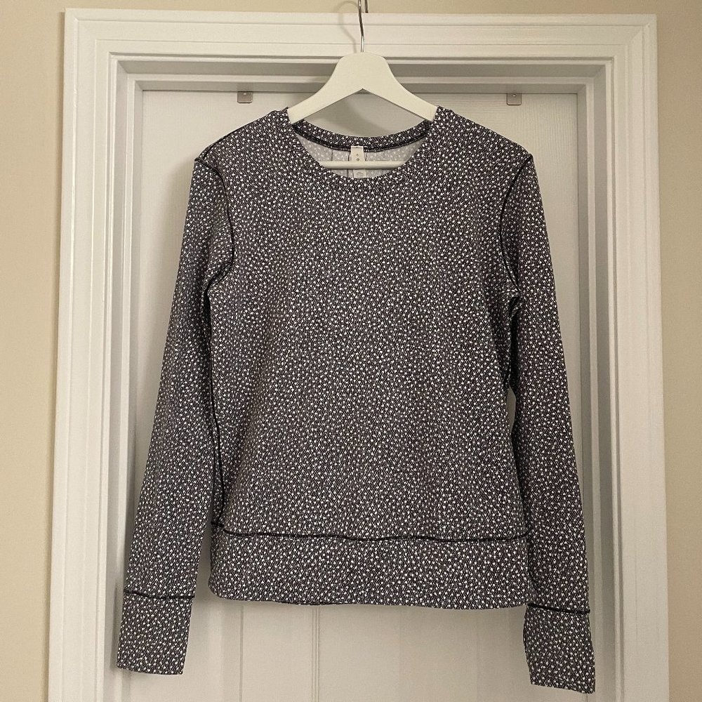Lululemon Patterned Long Sleeve Pullover